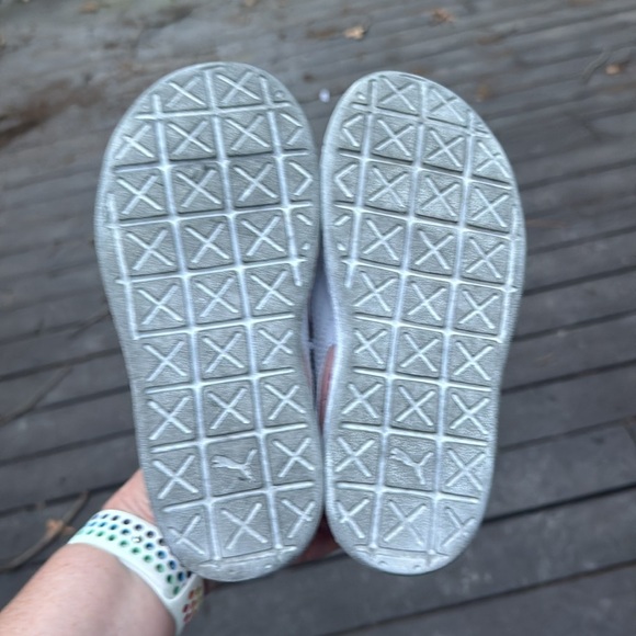 Puma Pink Heart Sneakers with White Soles size 12.5 - Picture 3 of 6